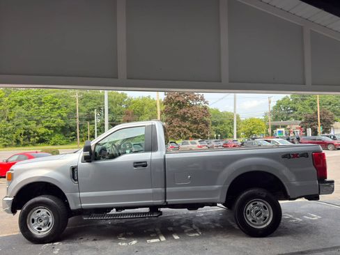 Used 2022 Ford F350 XL w/ Power Equipment Group AWD/4WD image 9
