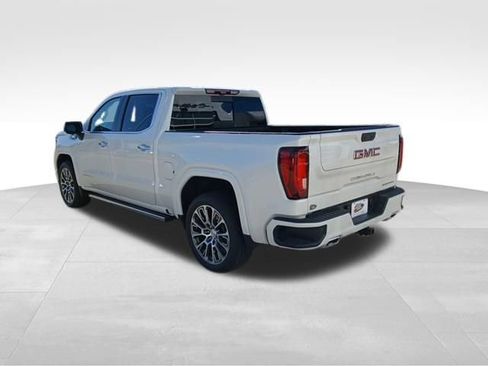 Used 2025 GMC Sierra 1500 Denali w/ Denali Reserve Package AWD/4WD image 3