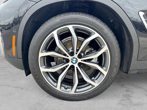 Used 2022 BMW X4 xDrive30i AWD/4WD image 16