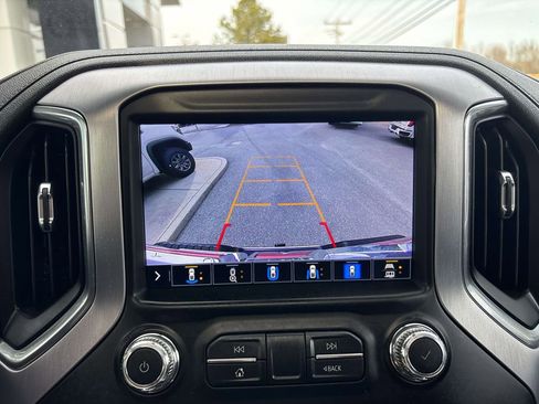 Used 2021 GMC Sierra 3500 SLT w/ SLT Premium Package image 24