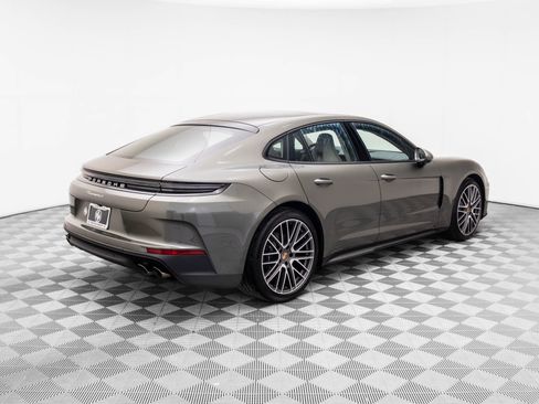 New 2026 Porsche Panamera 4 image 8