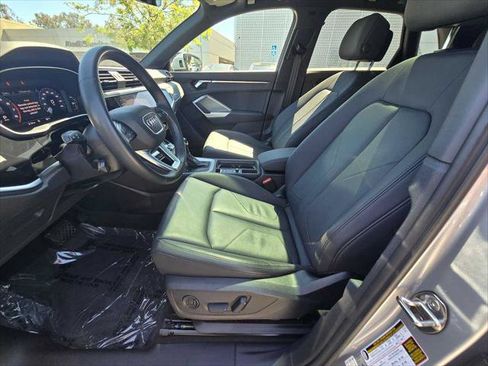 Used 2023 Audi Q3 2.0T Premium w/ Convenience Package AWD/4WD image 24