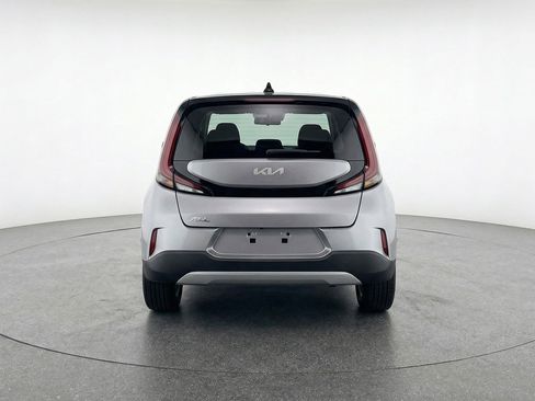 Used 2025 Kia Soul LX w/ LX Technology Package image 6