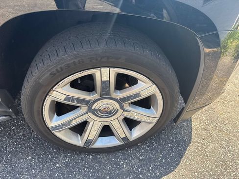 Used 2015 Cadillac Escalade Luxury AWD/4WD image 33