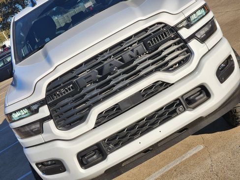 New 2025 RAM 2500 Big Horn AWD/4WD image 11