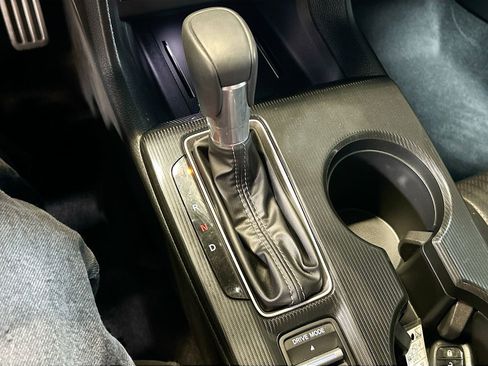 Used 2025 Honda Civic Sport image 17