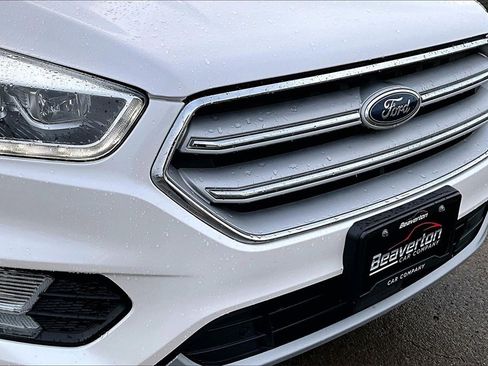 Used 2018 Ford Escape Titanium w/ Ford Safe & Smart Package image 33