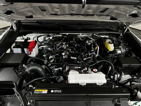 Certified 2025 Toyota 4Runner SR5 image 9