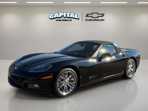 Used 2007 Chevrolet Corvette Convertible w/ Preferred Equipment Group image 1