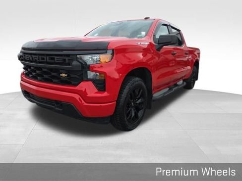 Used 2023 Chevrolet Silverado 1500 Custom image 10