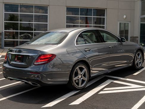 Used 2017 Mercedes-Benz E 300 image 13