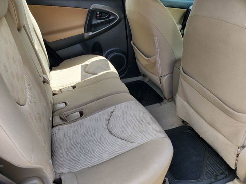 Used 2011 Toyota RAV4 2WD w/ Base L4 Extra Value Pkg image 31