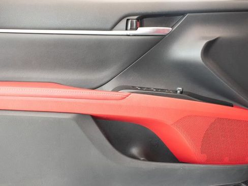 Used 2019 Toyota Camry XSE FWD image 21