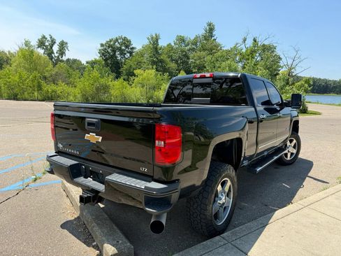 Used 2016 Chevrolet Silverado 2500 LTZ w/ Duramax Plus Package AWD/4WD image 5