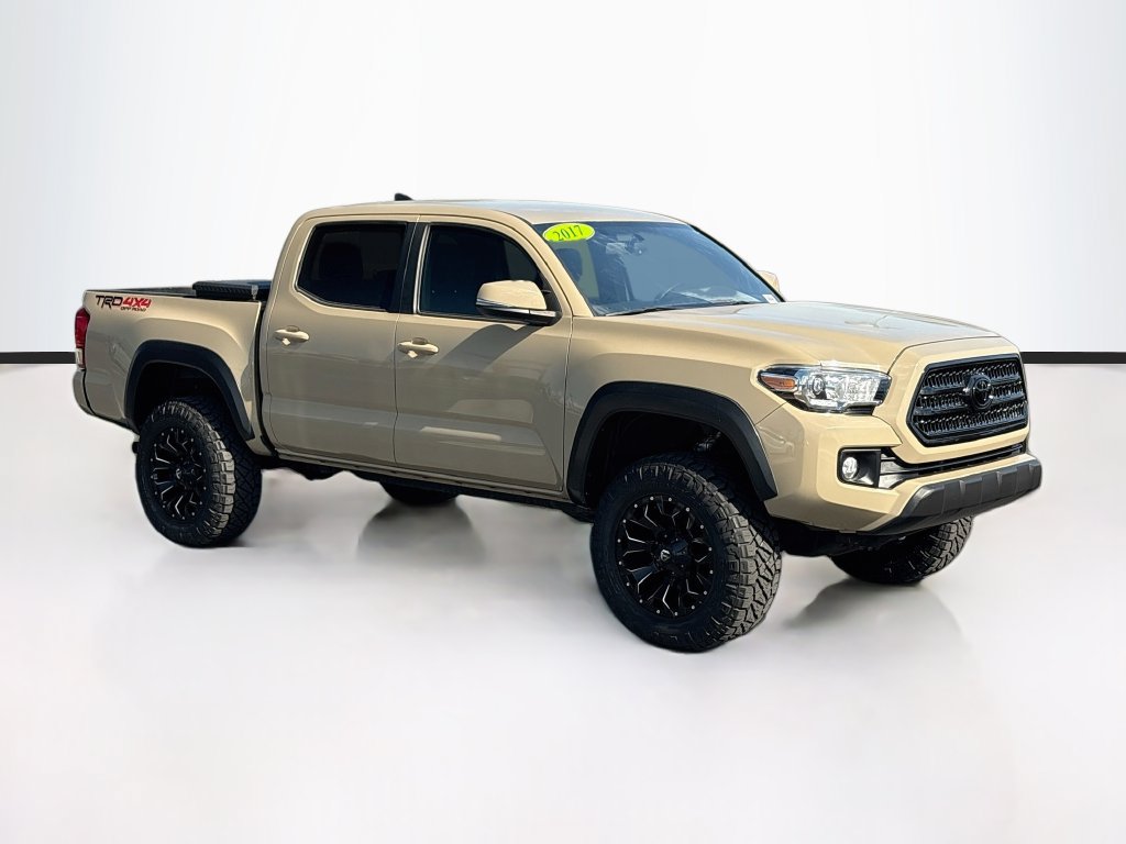 Used 2017 Toyota Tacoma TRD Off-Road w/ Tow Package (A/T) AWD/4WD image 3