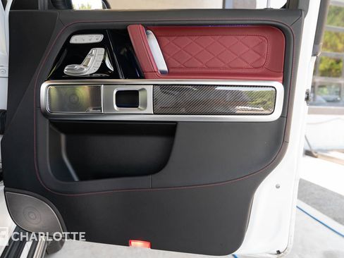 Used 2022 Mercedes-Benz G 63 AMG 4MATIC image 32