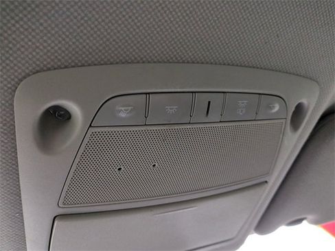 Used 2018 Nissan Sentra SV image 22