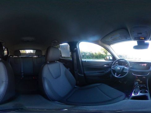 Used 2025 Buick Encore GX Preferred image 40