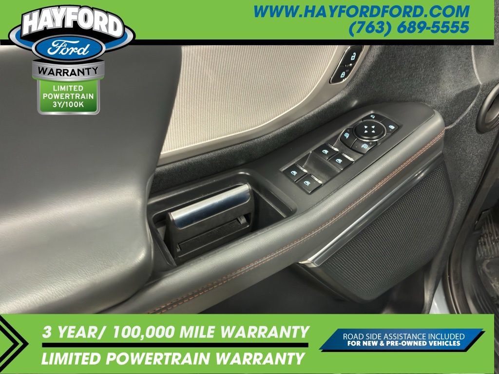 Used 2025 Ford Expedition Active AWD/4WD image 16