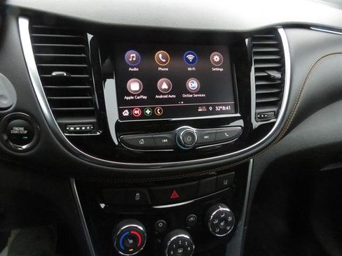 Used 2020 Chevrolet Trax Premier image 21