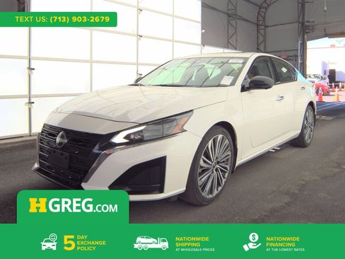 Used 2024 Nissan Altima 2.5 SL image 1