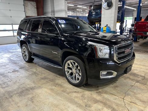 Used 2020 GMC Yukon SLT AWD/4WD image 1