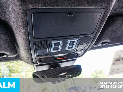 Used 2020 Jaguar F-PACE Premium image 34