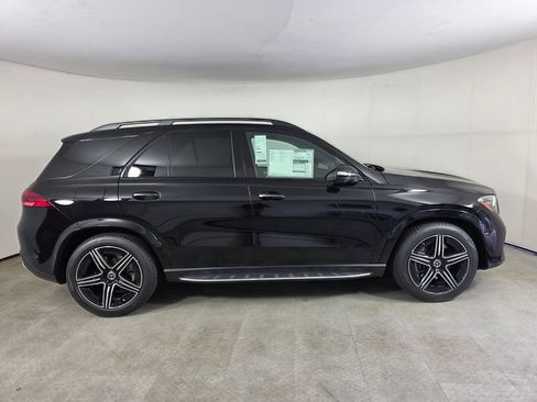 New 2026 Mercedes-Benz GLE 450 4MATIC image 3