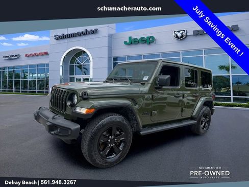 Used 2023 Jeep Wrangler Unlimited Sahara AWD/4WD image 3