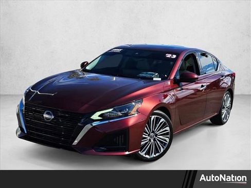 Used 2023 Nissan Altima 2.5 SL FWD image 1