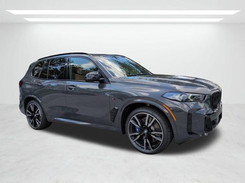 New 2026 BMW X5 M60i w/ Climate Comfort Package AWD/4WD image 2