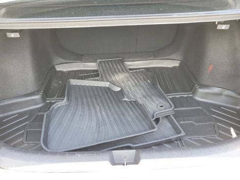 Used 2025 Honda Civic Sport image 6