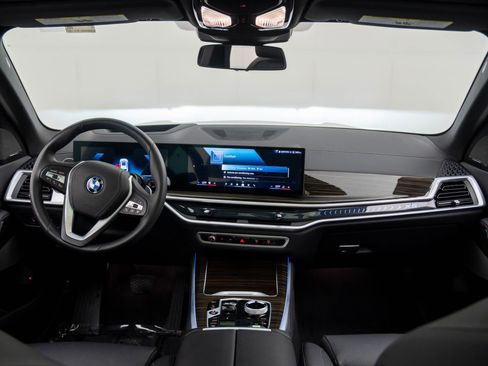 Certified 2024 BMW X5 xDrive50e w/ Executive Package image 9