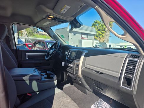 Used 2015 RAM 1500 Big Horn image 25