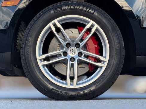 Used 2017 Porsche Macan S image 17