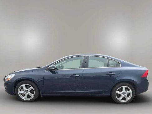Used 2012 Volvo S60 T5 FWD image 4