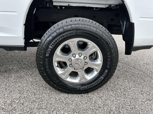 Used 2024 RAM 2500 Big Horn AWD/4WD image 7
