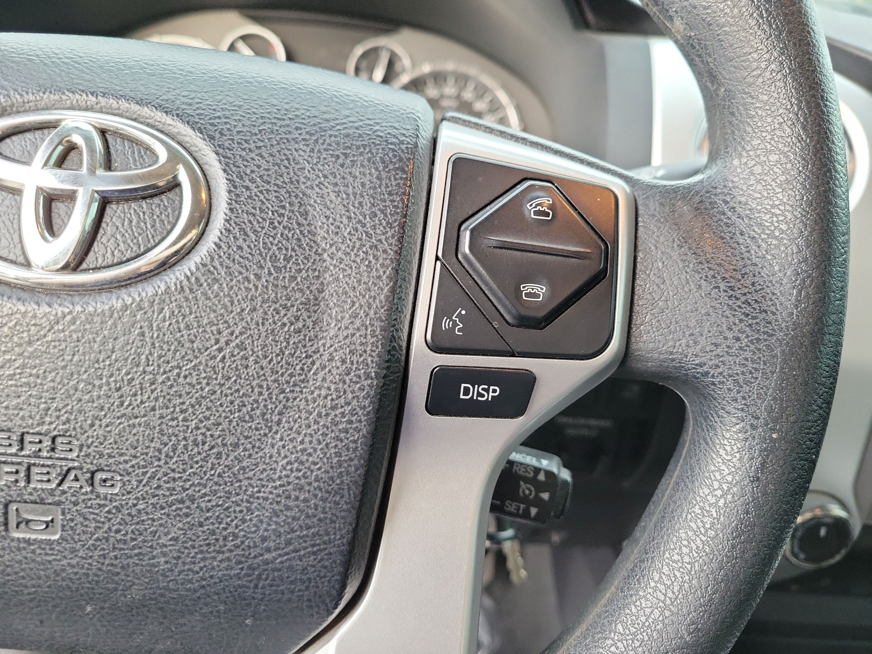 Used 2017 Toyota Tundra SR5 w/ SR5 Upgrade Package AWD/4WD image 29