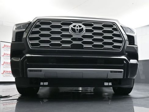 Used 2025 Toyota Sequoia Capstone image 42