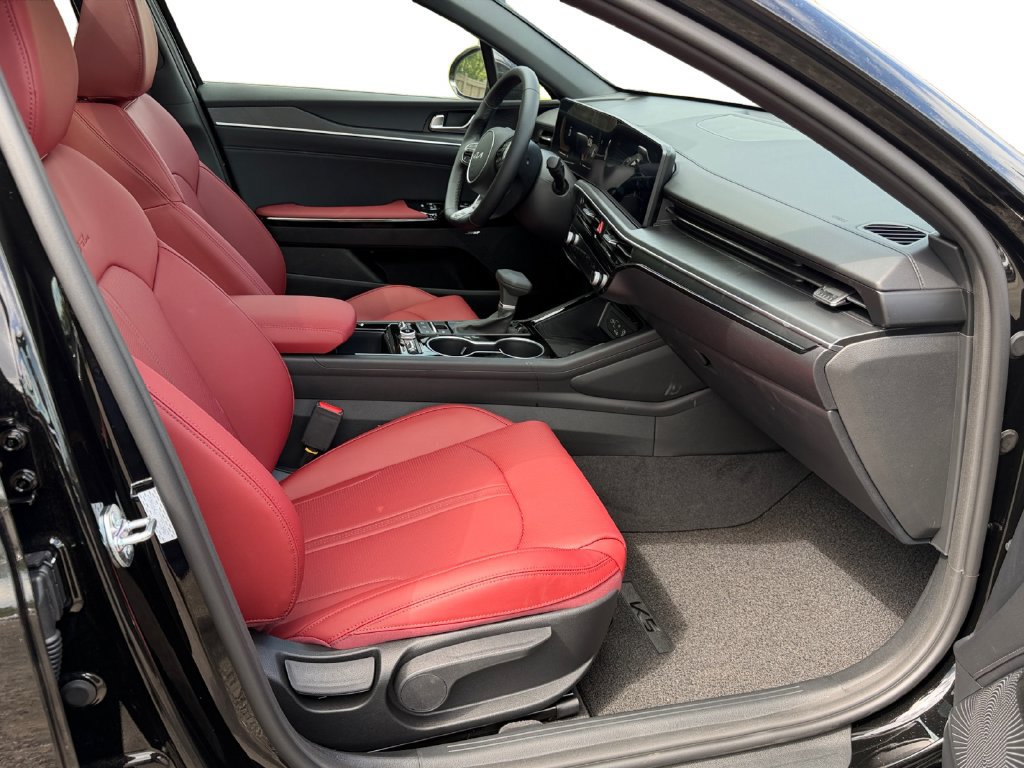 New 2026 Kia K5 GT-Line w/ GT-Line Premium Package FWD image 6