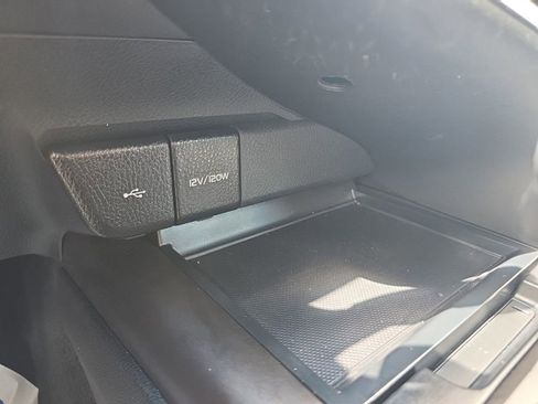 Used 2023 Toyota Camry SE w/ Convenience Package image 29