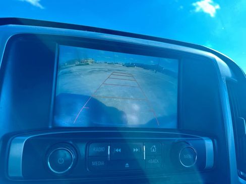 Used 2017 GMC Sierra 2500 SLE image 25