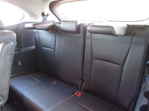 Used 2023 Toyota Highlander Limited AWD/4WD image 17