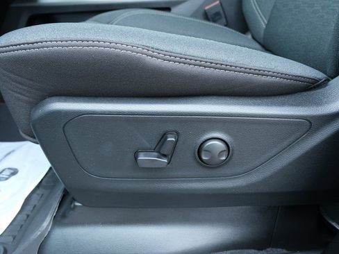 New 2026 RAM 1500 Big Horn AWD/4WD image 25