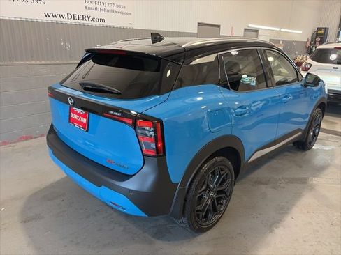 New 2026 Nissan Kicks SR w/ SR Premium Package AWD/4WD image 3