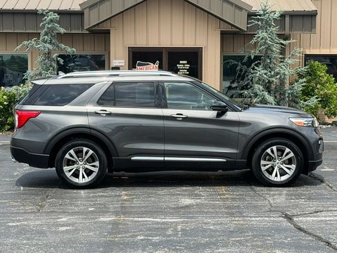 Used 2020 Ford Explorer Platinum w/ Premium Technology Package AWD/4WD image 95