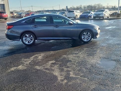 Used 2018 Honda Accord LX image 6