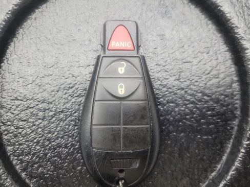 Used 2014 RAM 1500 Express AWD/4WD image 32
