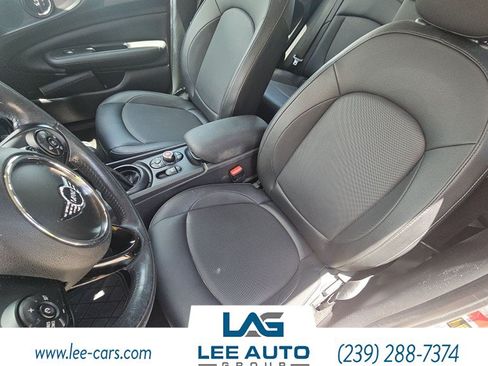 Used 2019 MINI Cooper Clubman w/ Storage Package FWD image 5