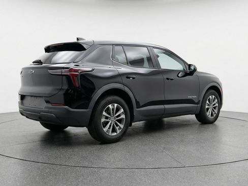 Used 2025 Chevrolet Equinox LT FWD image 9